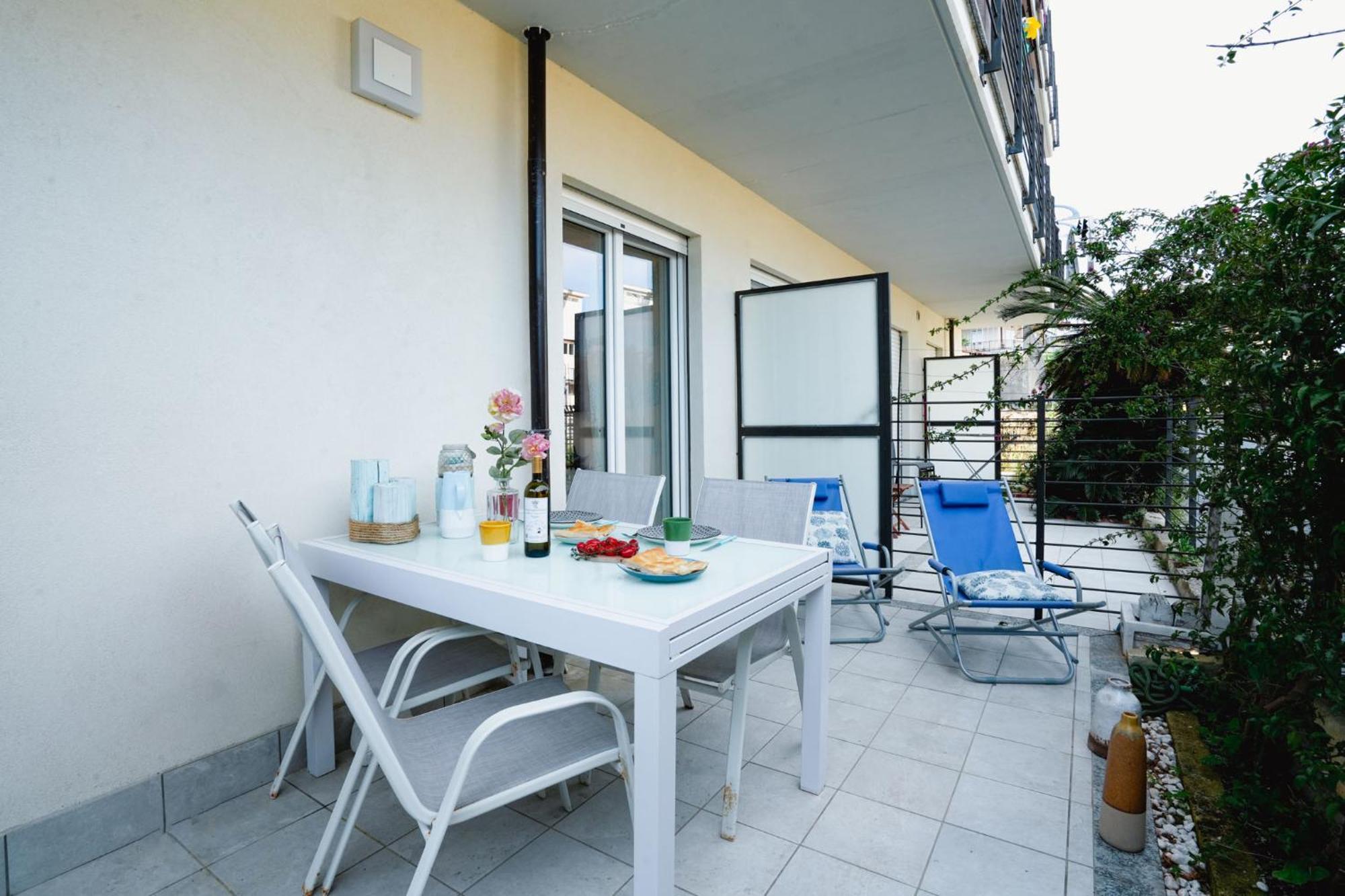 Beach House Andora Exterior photo
