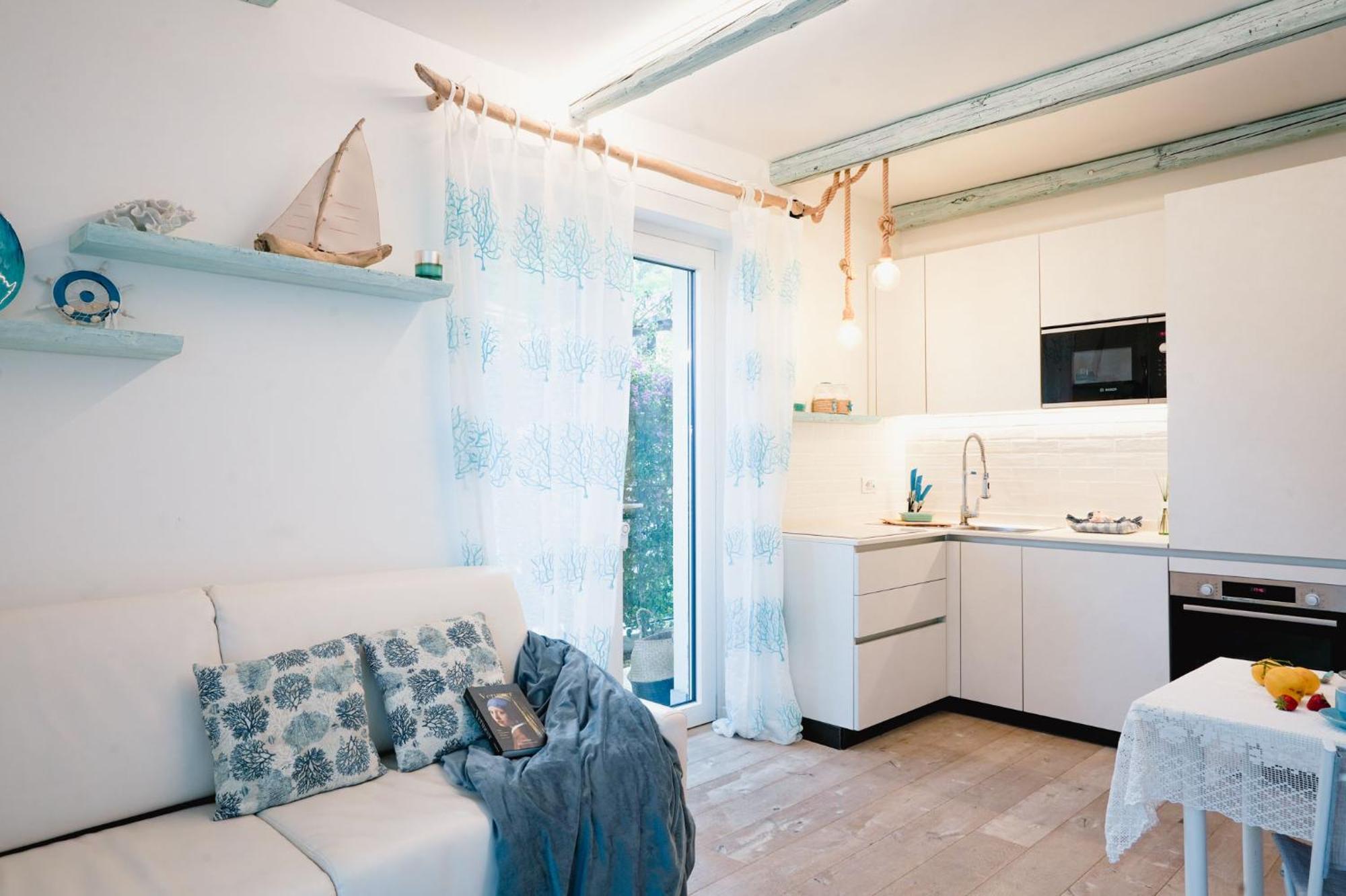 Beach House Andora Exterior photo